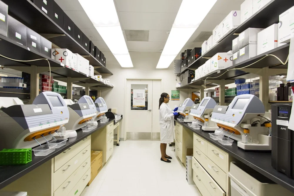 Laboratory glassware and analytical research equipment, an illustrative research setting